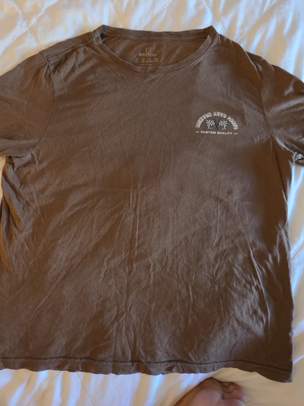 Brixton Auto Parts Brown Graphic T-Shirt Fits Womens S/M Small Boxy Racing Flag
